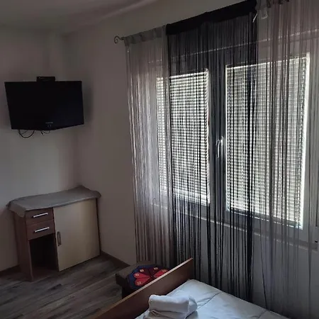 Apartman Kuk 2 Gračac